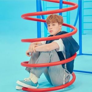 Meet your Posher, Yessinea